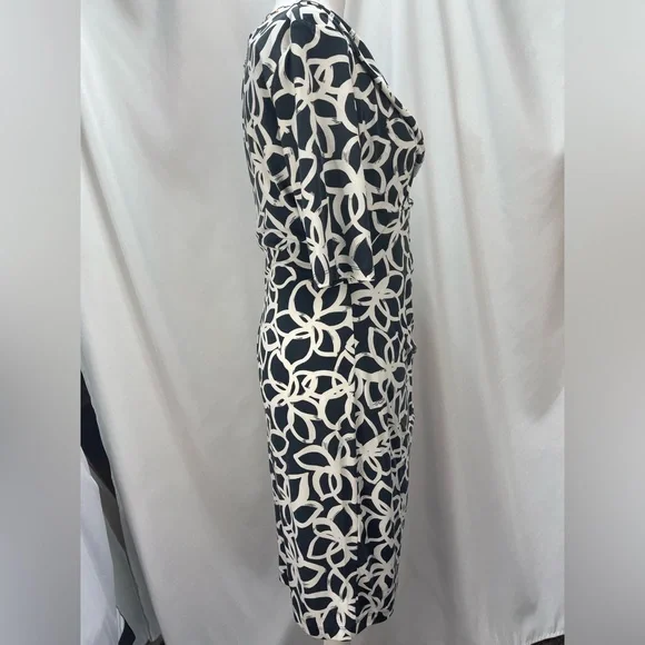 Anne Klein Elegant Slate and light cream floral Patterned Dress women’s size 8 - Picture 5 of 17